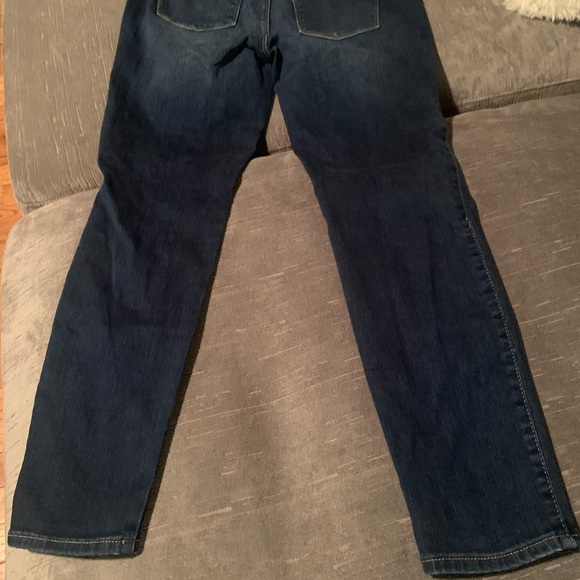 WHBM “The Skinny” - Picture 4 of 6